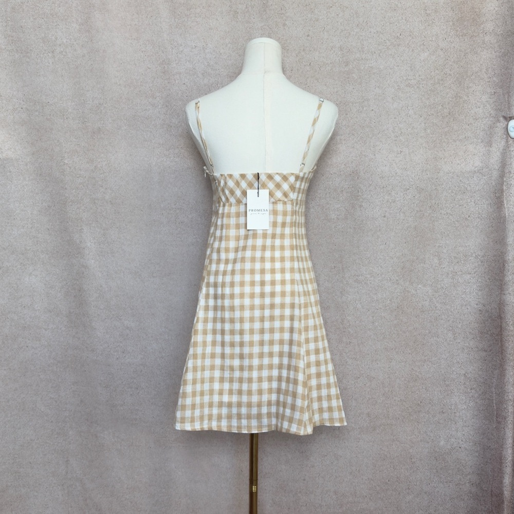 Promesa Gingham Checkered Cream & Oatmeal Mini Dress With Sweetheart Neckline - Picture 5 of 7